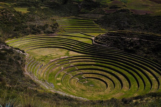 moray-terraces-and-maras-salt-pools-half-day-tour-from-cusco