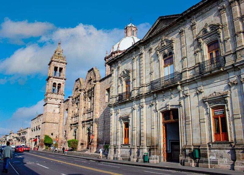 Morelia: A Journey through History and Beauty - Exploring the City’s Heroes and Heritage