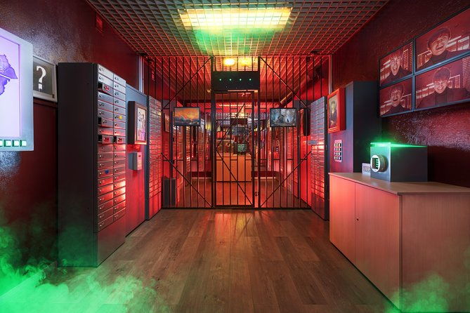 moriartys-phantom-trap-escape-game-in-prague