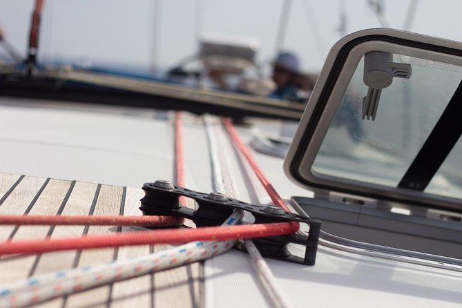 morning-caldera-sailing-cruise