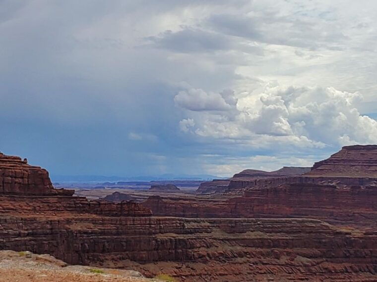 morning-canyonlands-island-in-the-sky-4x4-tour