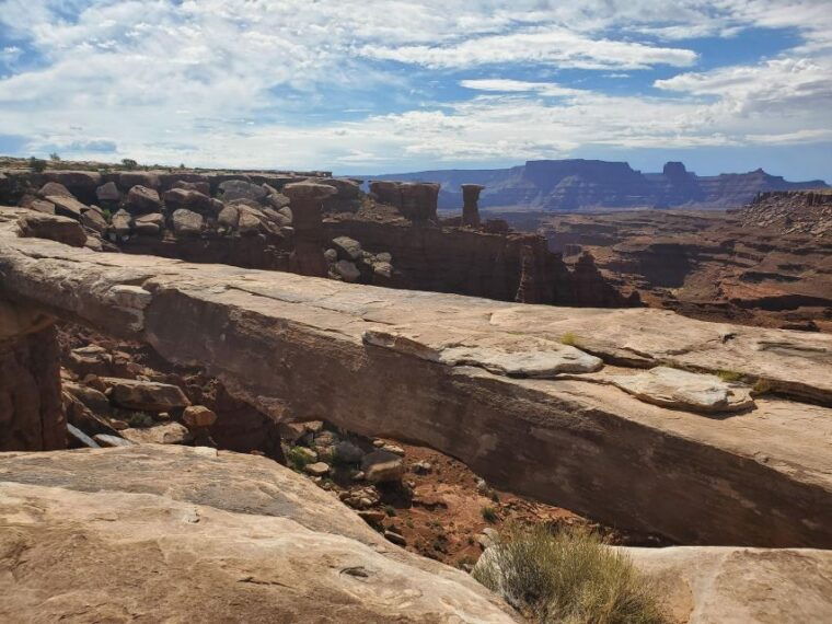 morning-canyonlands-island-in-the-sky-4x4-tour