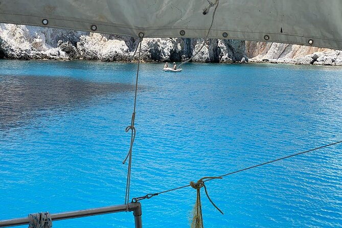 morning-group-fishing-tour-from-milos-to-polyaigos