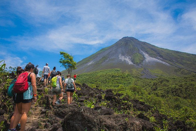 morning-guided-hiking-tour-to-arenal-volcano-with-lunch