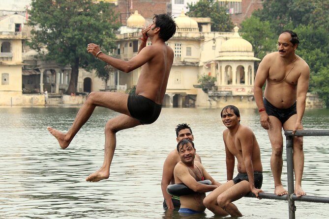 Morning Heritage Walk - TRAVEL WITH CHINMAY - With Local B. Fast - Key Points