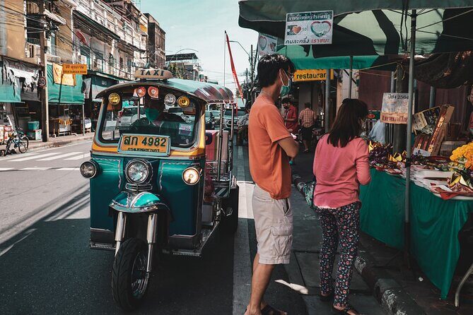 Morning in Tuk-tuk to discover Bangkok with your English-speaking guide - FAQ
