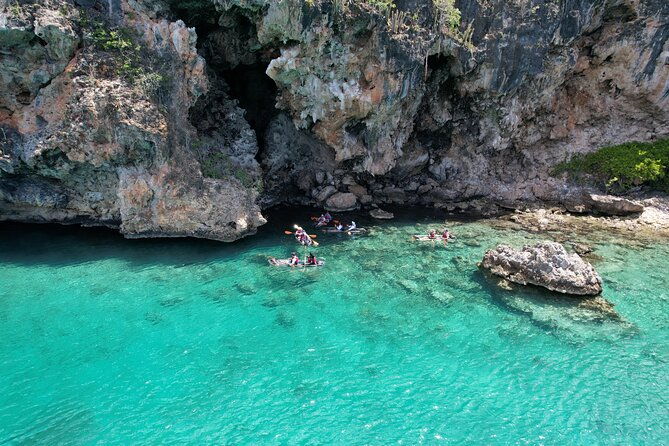 morning-kayaking-tour-to-little-bay