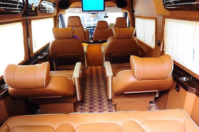 Morning limousine D-car 8-seat transfer to Hanoi depart from Sapa Town center - Key Points