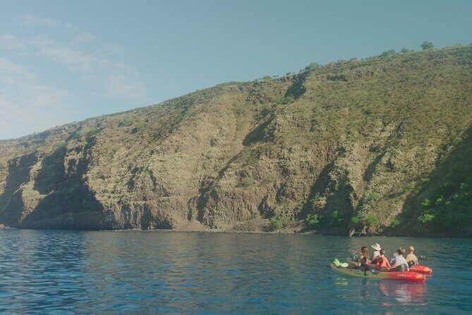 Morning Magic Kayak and Snorkel Adventure in Kealakekua Bay - Setting the Scene: What Makes This Tour Special?  