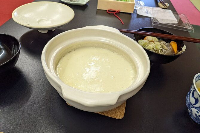 morning-meditation-and-tofu-making-experience-in-the-temple