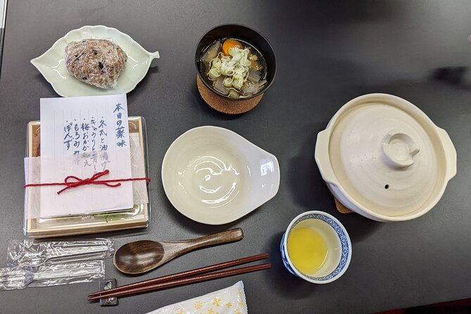 morning-meditation-and-tofu-making-experience-in-the-temple