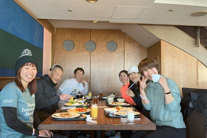 Morning running tour of Yokohama - Morning running and breakfast - with local guide Minato Mirai and Chinatown - The Sum Up