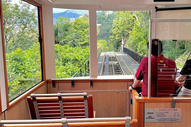 Morning Tour - Deluxe Hong Kong Island Tour with Hotel Pickup in Kowloon - What to Expect: the Good and the Not-So-Good