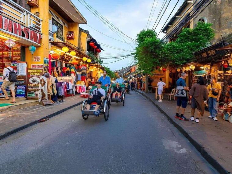 morning-tour-marble-mountains-and-hoi-an-from-da-nang