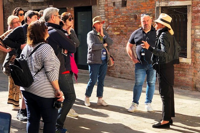 morning-walking-tour-of-venice-plus-gondola-ride