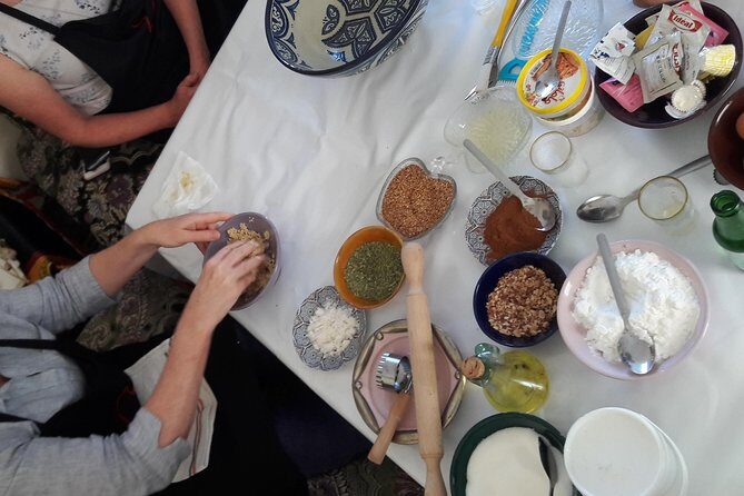 Moroccan Hands on traditional pastries & Tea class in Marrakech - FAQs