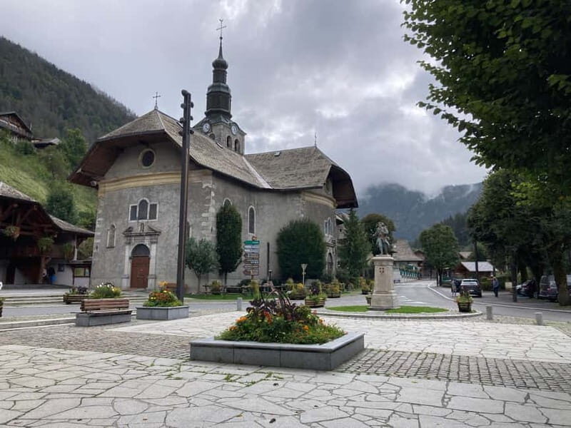 Morzine : Private Walking Guided Tour - Discovering the Old Village and Parish Church