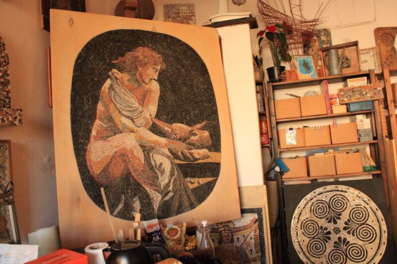 mosaic-making-workshop-in-romes-trastevere