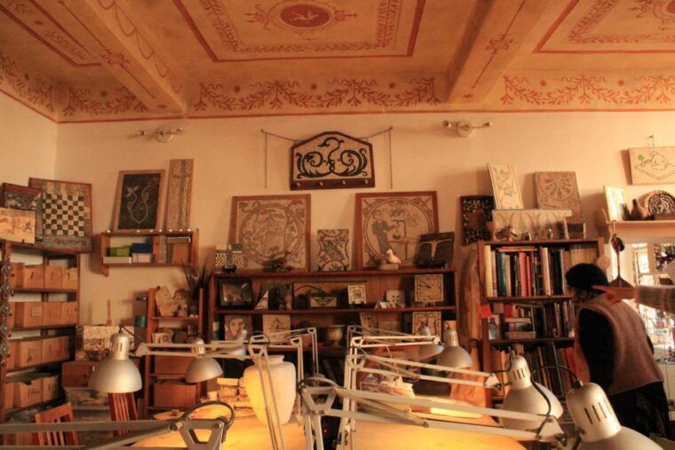 mosaic-making-workshop-in-romes-trastevere