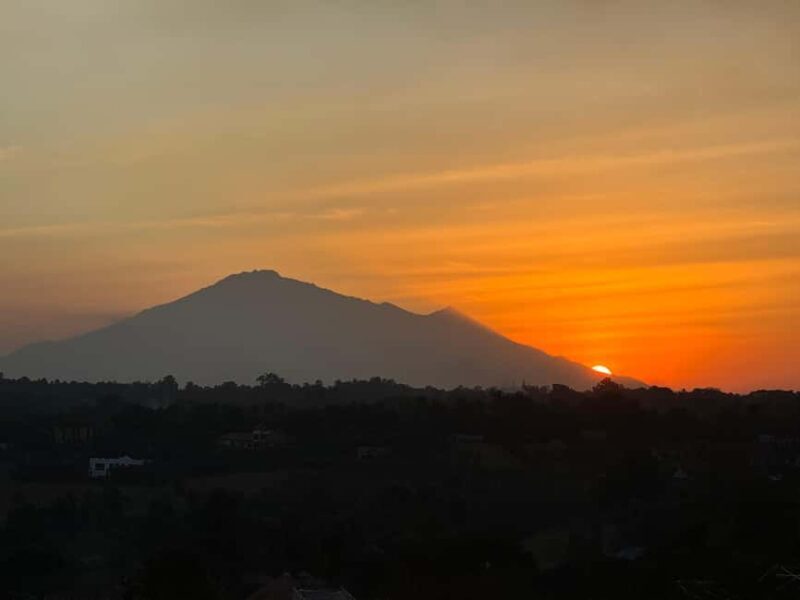 Moshi: Sunset Chill with Drinks and Roundtrip Transfer - A Relaxing Sunset Experience in Moshi