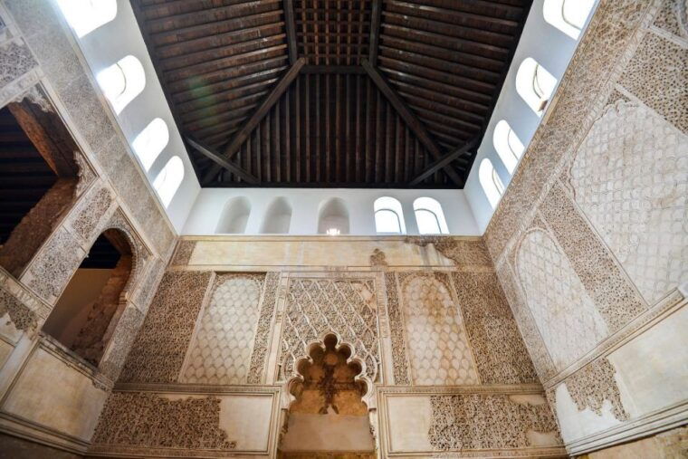 mosque-cathedral-of-cordoba-and-jewish-quarter-tour