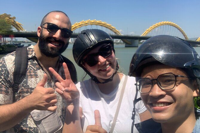 Motobike tour with local - Foody Private Tour - What to Expect from the Itinerary