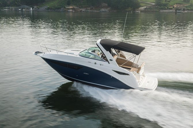 motor-yacht-2020luxury-private-cruise-around-santorini