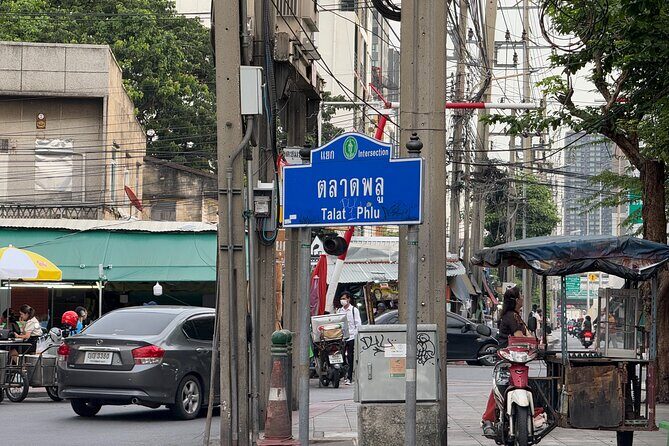 Motorbike Food Adventure and Amazing Night Market Tour - An In-Depth Look at the Experience