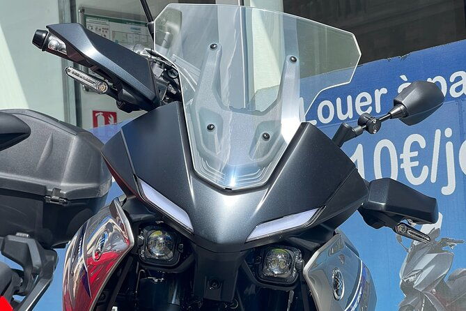 motorcycle-rental-a2-tracer-7-yamaha-a2-license-paris
