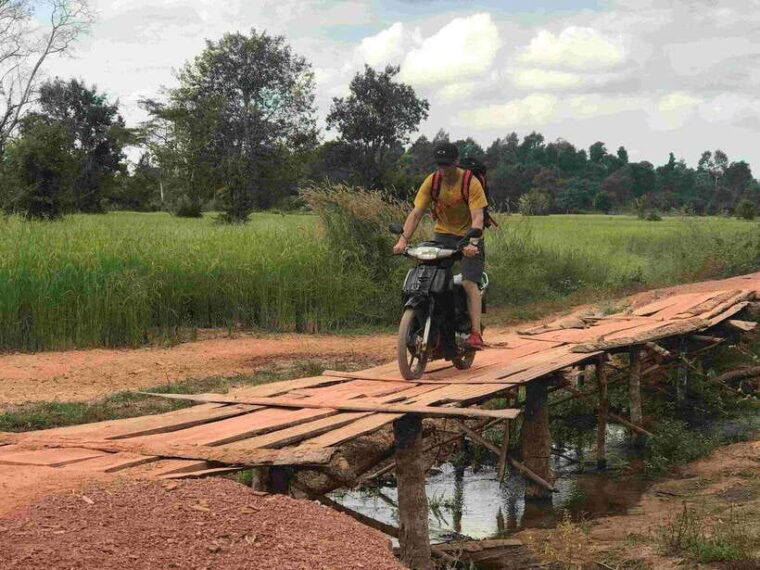 motos-tour-adventure-kulen-mountain