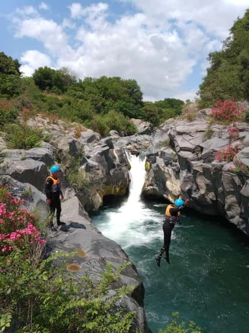 Motta Camastra: Alcantara River Jump and Canyoning Adventure - Why This Tour Stands Out