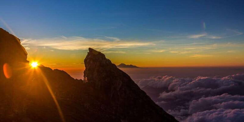 mount-agung-trek-sunrise-climb-cultural-insights