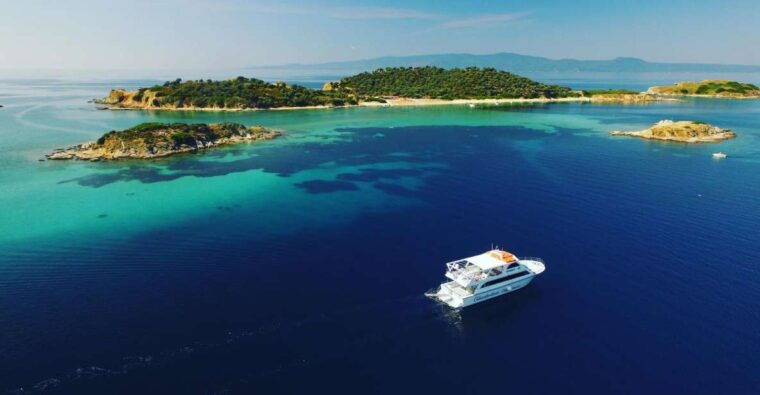 mount-athos-glassbottom-cruise-with-ammouliani-island-visit
