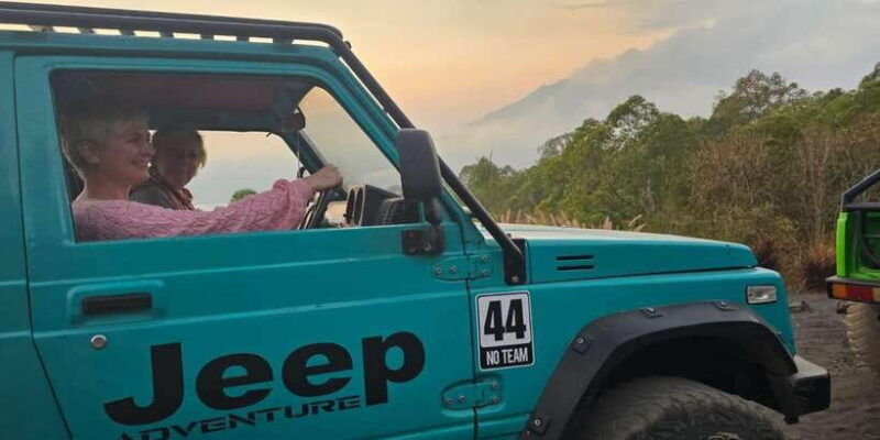 mount-batur-jeep-sunrise-and-natural-hot-spring-tour