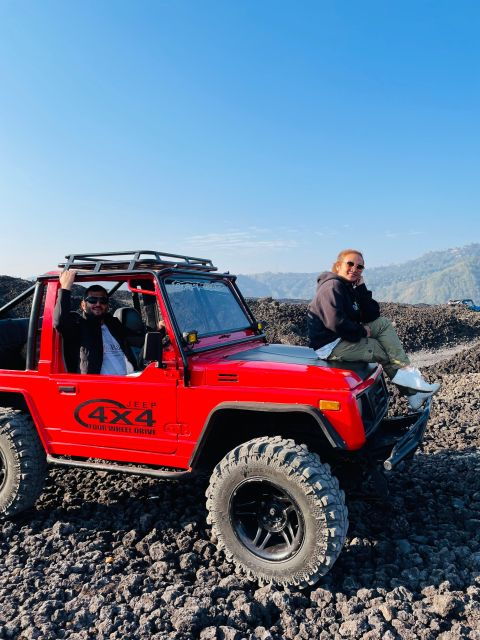 mount-batur-jeep-sunrise-black-lava
