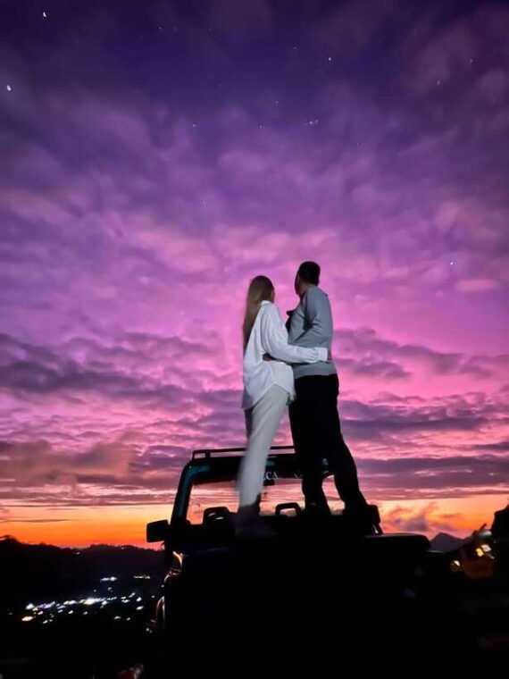 mount-batur-jeep-sunrise-black-lava-with-breakfast