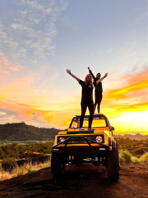 mount-batur-jeep-sunrise-hot-spring-coffe-with-transport