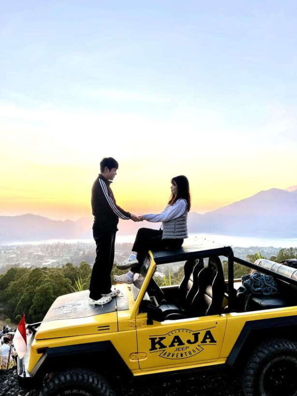 mount-batur-sunrise-and-black-lava-jeep-adventure
