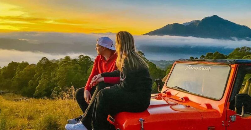 mount-batur-sunrise-jeep-and-explore-black-lava-tour