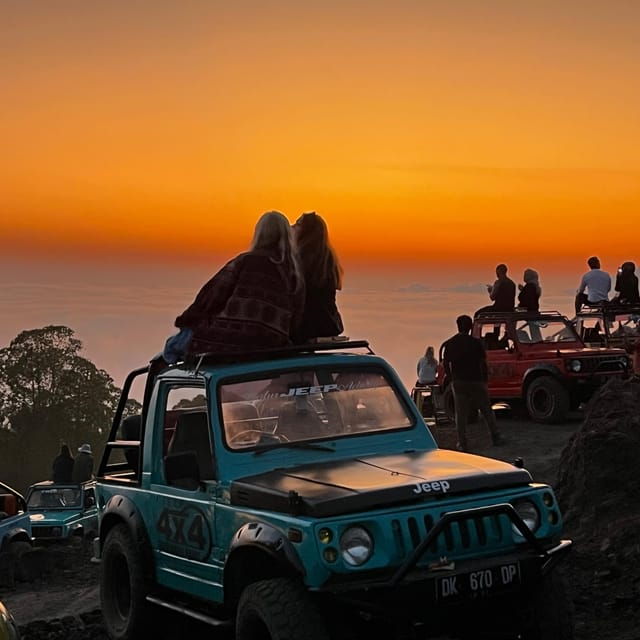 mount-batur-sunrise-jeep-tour-and-hot-springs