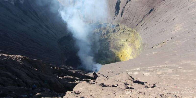 mount-bromo-ijen-and-blue-flames-3-day-tour-from-surabaya