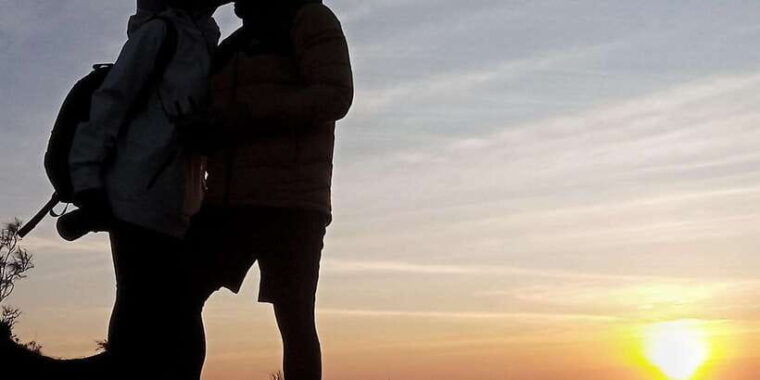 mount-bromo-sunrise-1-day-private-tour-from-surabaya-malang