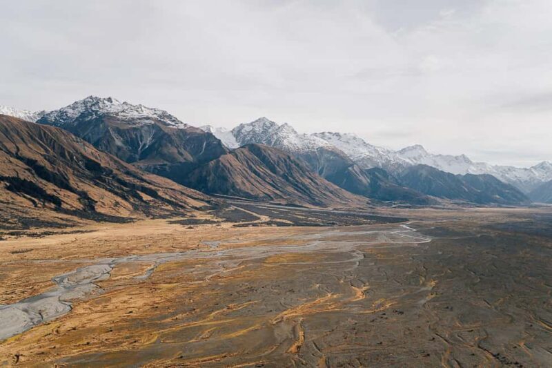 Mount Cook: Alpine Explorer 35 Minute Flight - The Alpine Landing Experience