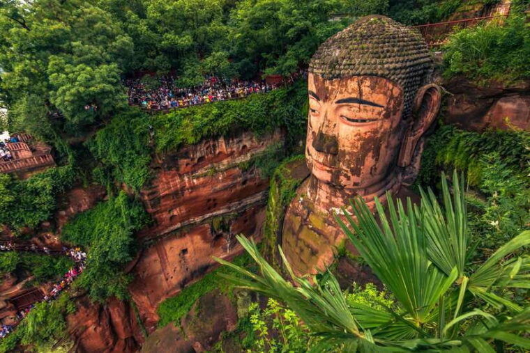 mount-emei-and-leshan-giant-buddha-two-day-private-tour