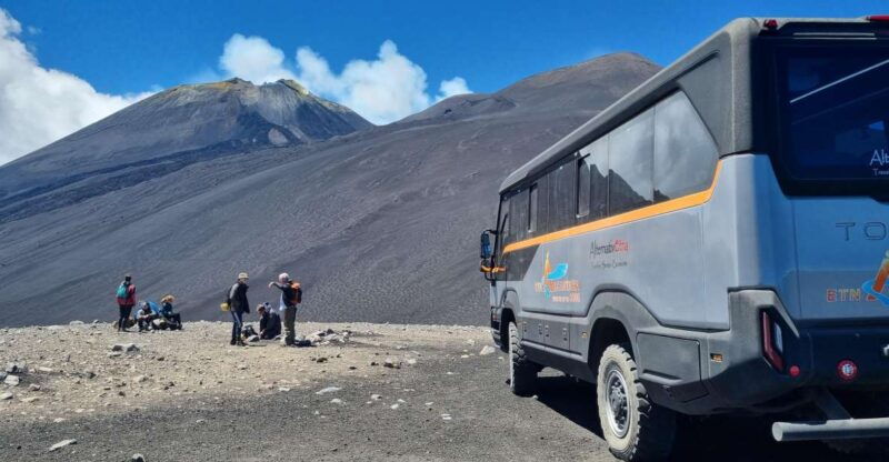 mount-etna-ascent-to-2800m-by-4x4