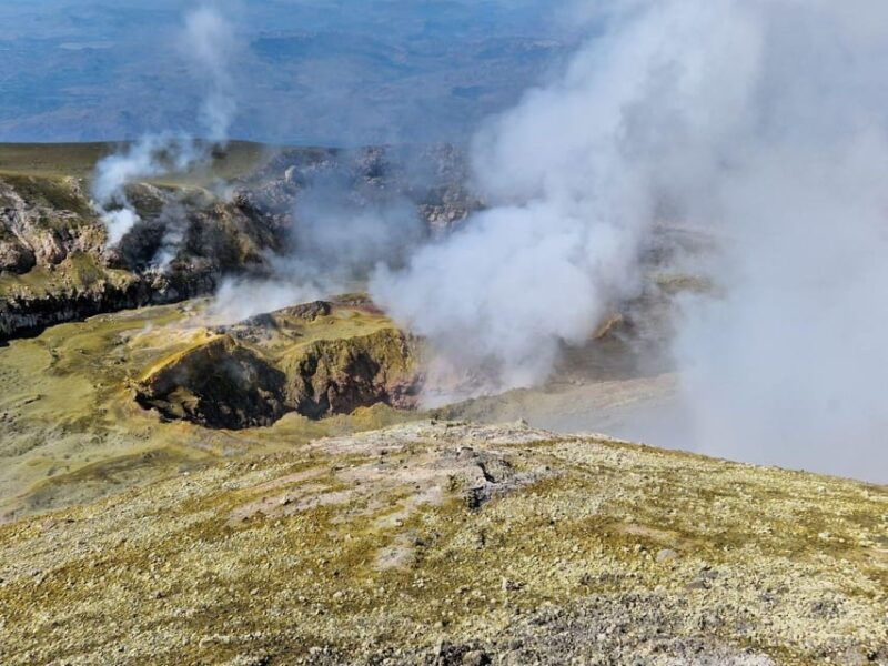 mount-etna-hike-to-the-top-3400mt-from-the-north-side