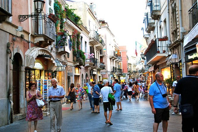 mount-etna-lunch-in-a-winery-and-taormina-private-day-trip-from-messina