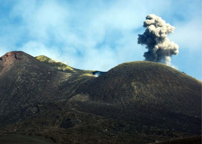 mount-etna-taormina-multi-language-tour-from-palermo
