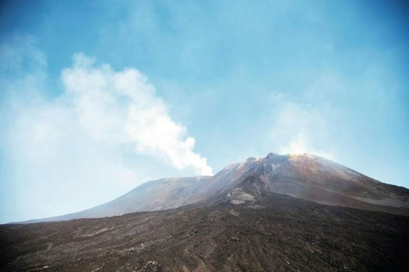 mount-etna-tour-to-1900m-from-taormina