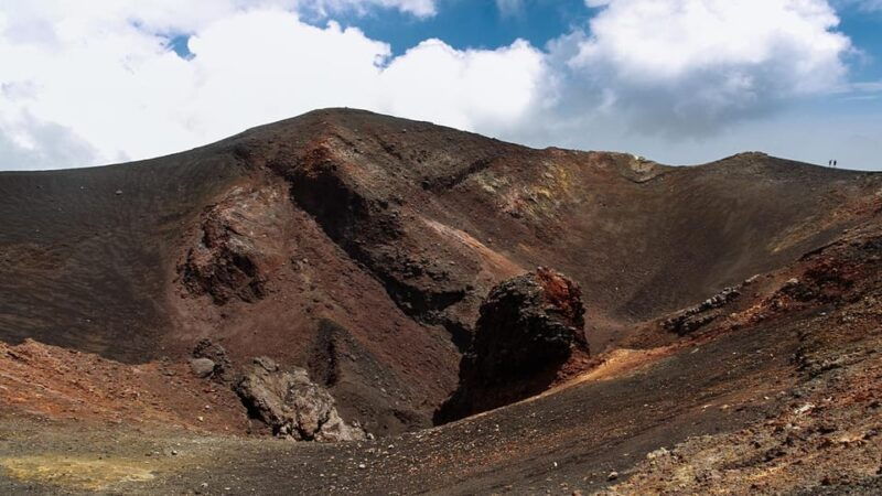 mount-etna-trek-with-vintage-car-tasting-sicilian-produtcs